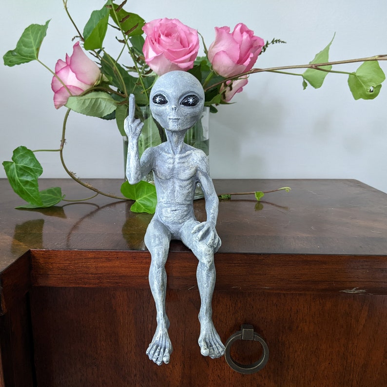 👽Rude Alien Statue