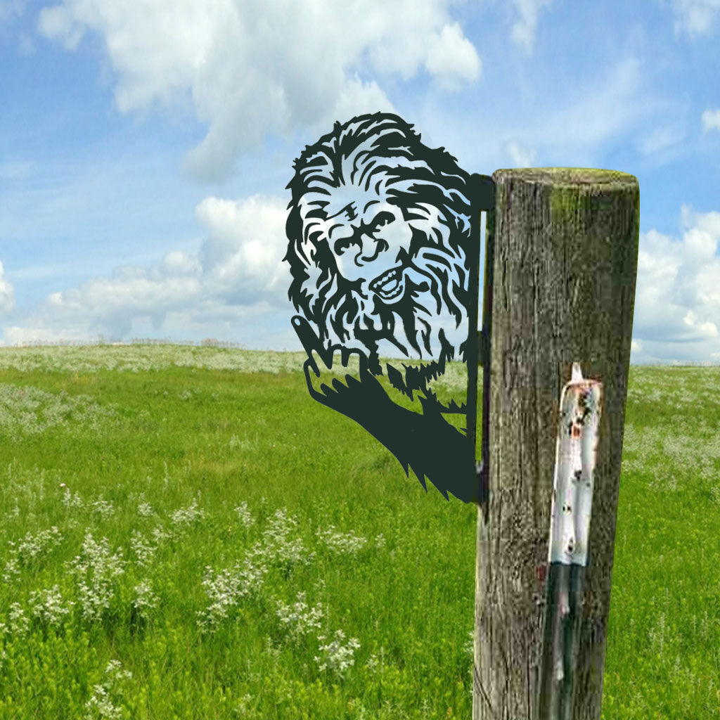 Animal metal art showing middle finger